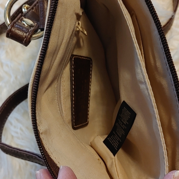 Relic Floral shoulder bag - Picture 7 of 12